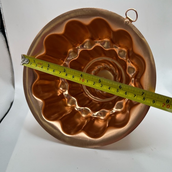 Vintage Retro Copper Cake Pan Baking Dish Jell-O Mold Kitchen Wall Decor Tower - Picture 3 of 8
